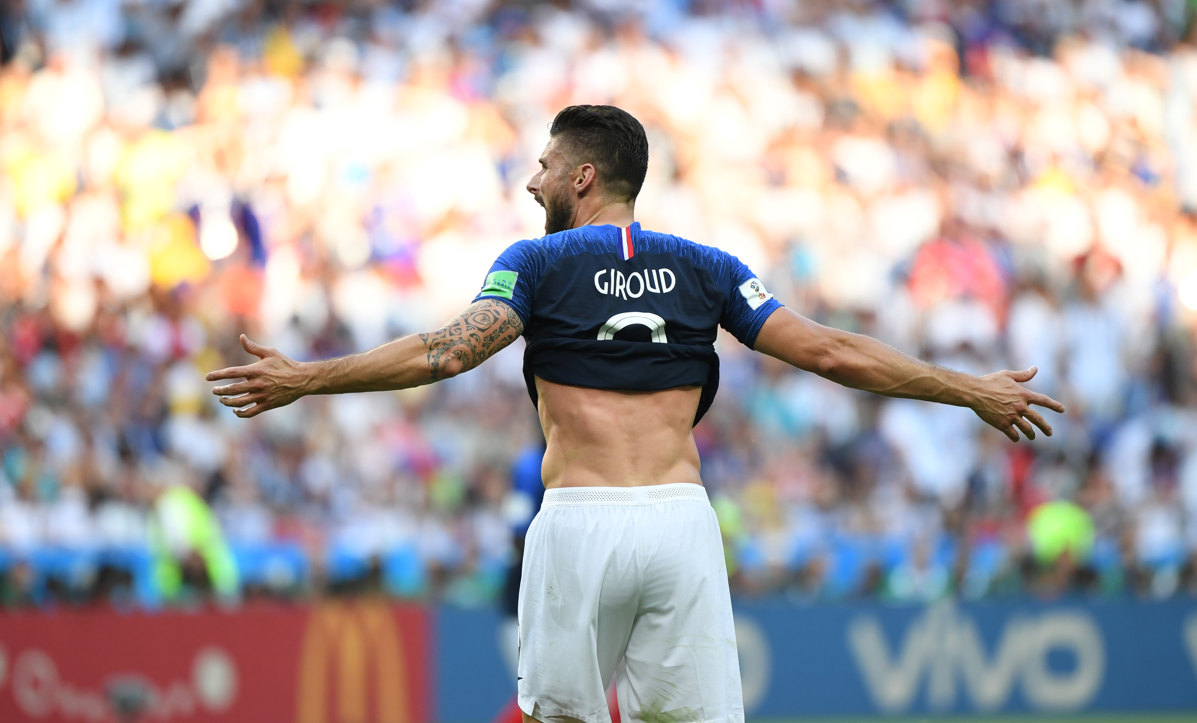 战术变阵成功，豪取三分继续领跑的简单介绍