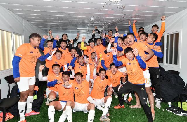 爱游戏在线-新人新气象，青年球员为球队带来惊喜