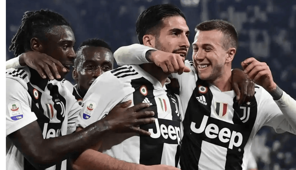 尤文图斯击败强敌，夺得冠军头衔